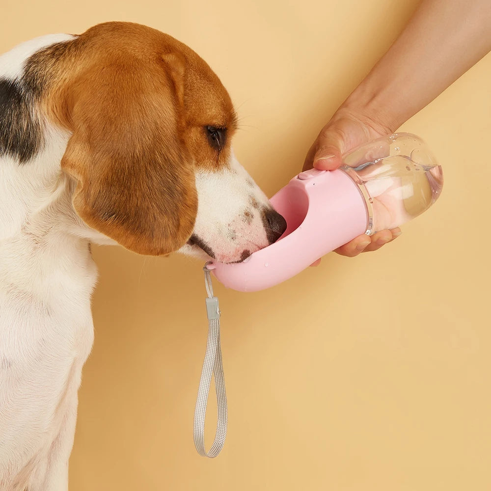 Garrafa de Água Portátil para Cães e Gatos